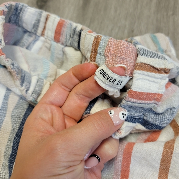 Forever 21 Strapless Romper, XS!! - Picture 3 of 3